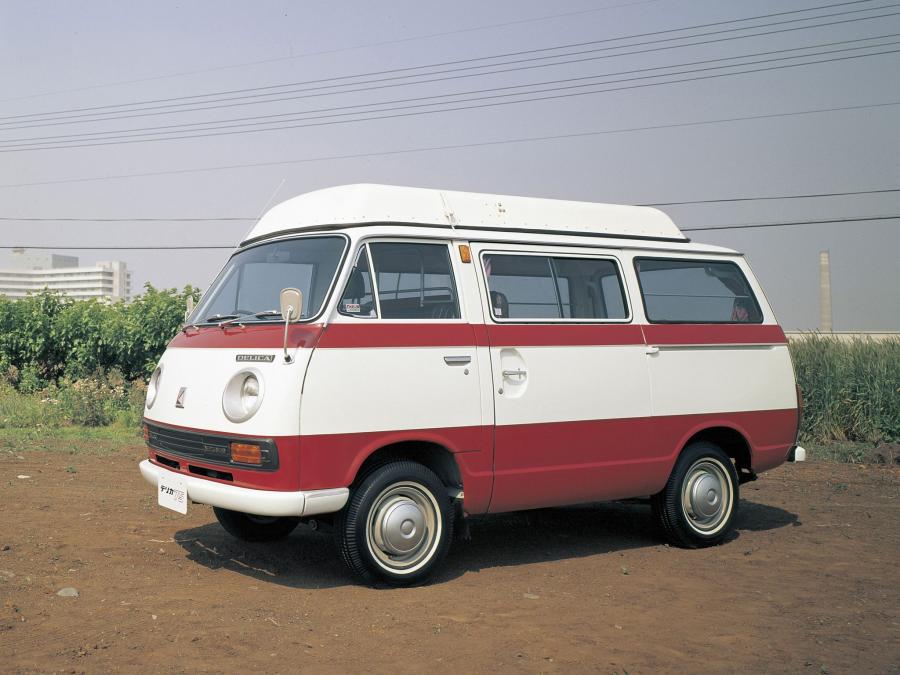  Mitsubishi Delica Coach 1969 года  (фото 4 из 6)